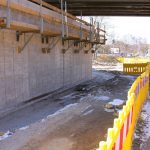 Neubau von Eisenbahnbrücken in Hannover - Verfüllen der Baugrube